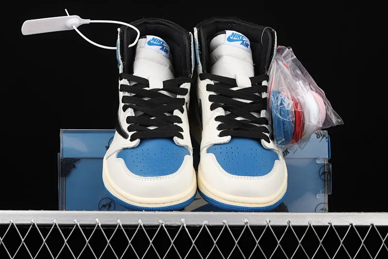 All categories Air Jordan Jordan series basketball shoes Air Jordan 1 High cost-effective version Travis Scott x Air Jordan 1 High OG AJ1 Joe 1 lightning overhead high top DH3227-105